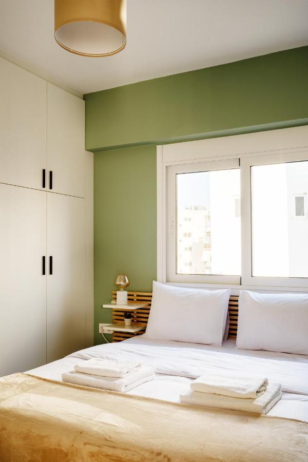 Stunning 2-Bedrooms Apartment In The Heart Of Athènes Extérieur photo
